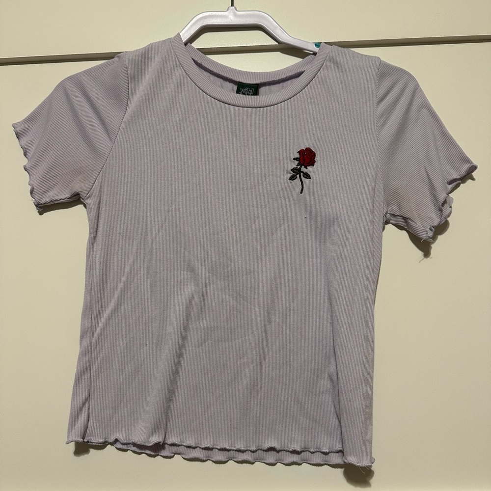 Wild Fable Women's Short Sleeve w Embroidered Rose Light Purple Lettuce Cut